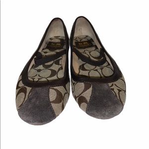 Coach Flats Brown And Tan Size 6.5